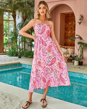 Load image into Gallery viewer, Ellie May Floral Strapless Midi Dress
