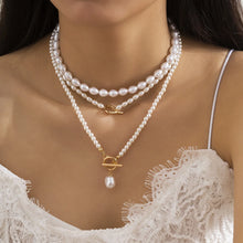 Load image into Gallery viewer, Cerrina Love Heart Pearl Necklace
