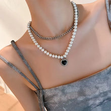 Load image into Gallery viewer, Cabryoll Chain Pearl Love Heart Necklace
