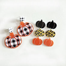 Load image into Gallery viewer, Pumpkin Patterns Earrings
