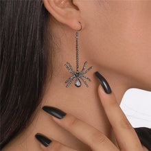 Load image into Gallery viewer, Spider Diva Earrings
