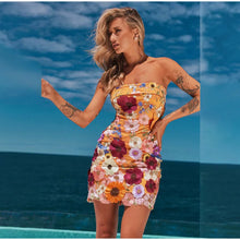 Load image into Gallery viewer, Melissa Avah Floral Strapless Mini Dress

