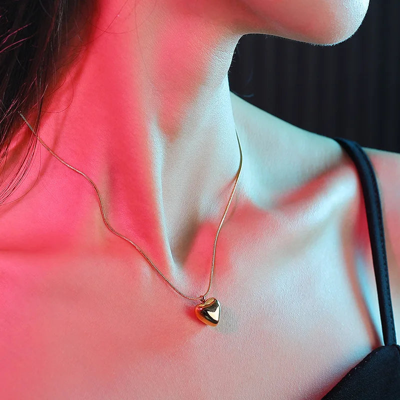 Cera Love Heart Gold Necklace