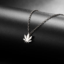 Load image into Gallery viewer, Mabill Maple Leaf Necklace
