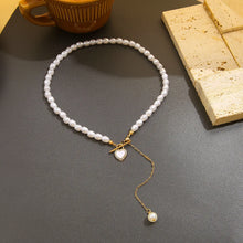 Load image into Gallery viewer, Chambray Love Heart Pearl Necklace

