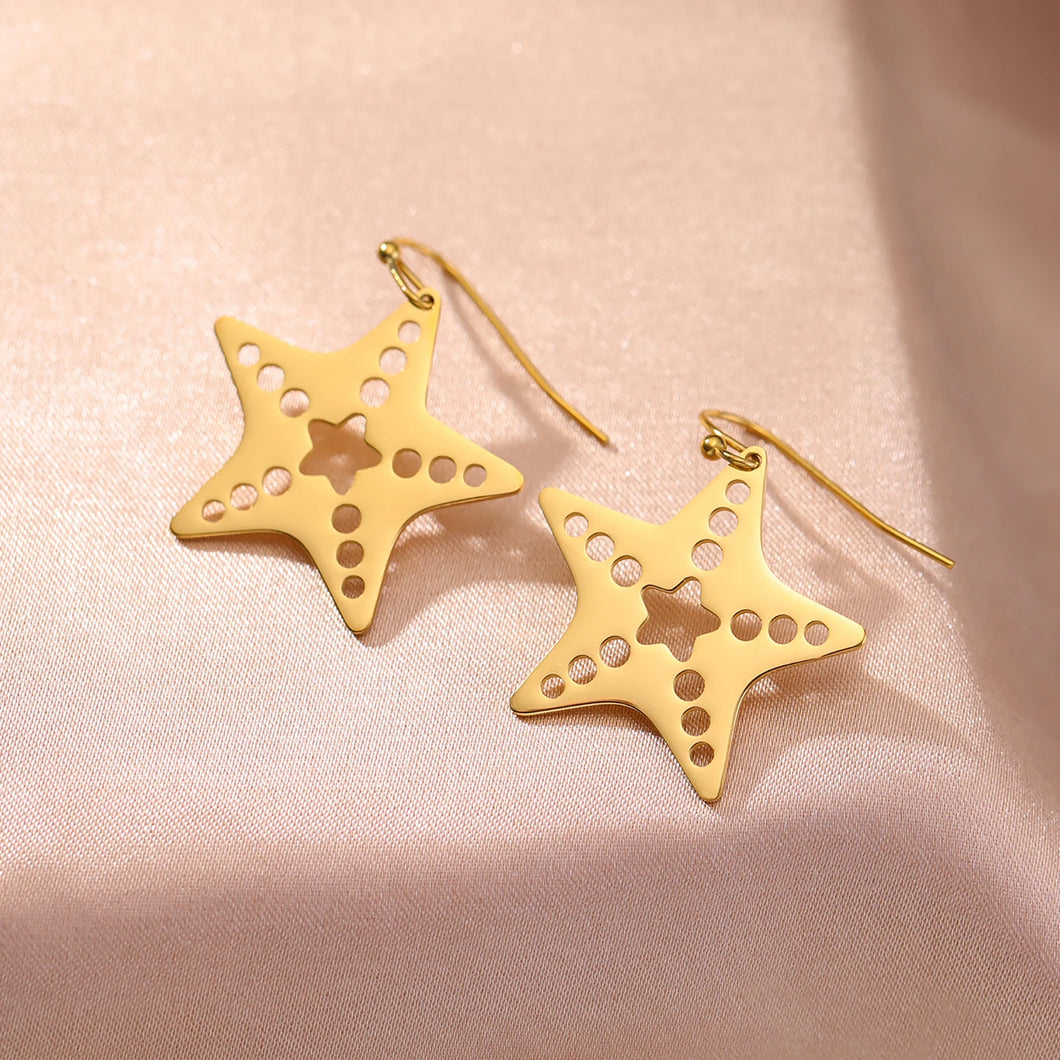 Lunet Star Earrings