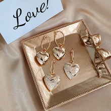 Load image into Gallery viewer, Sweet Hearts Earring Set

